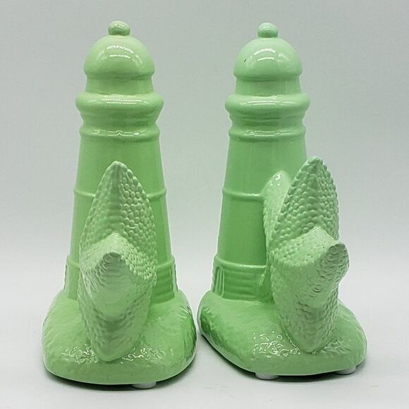 D.O.T. Furniture Lime Green Ceramic Lighthouse Starfish Set of 2 Bookends - Picture 6 of 16